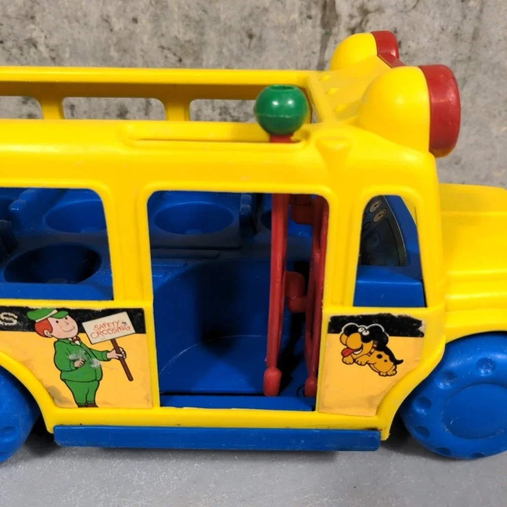 VTG 1980s Li'l Playmates Musical School Bus Yellow Toy Kids Graphic‎ 80s